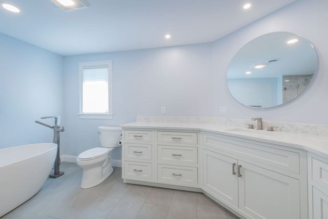 18 Marscot Way, Plymouth, MA 02360