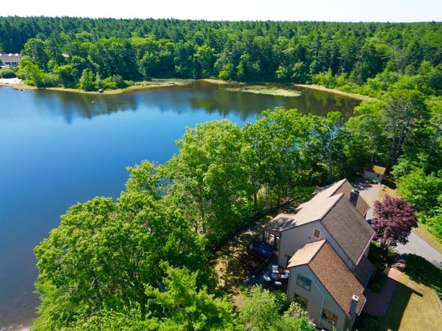 18 Marscot Way, Plymouth, MA 02360