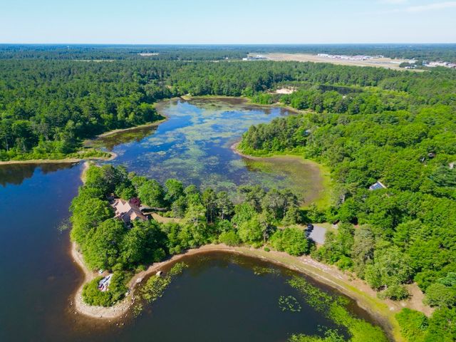 18 Marscot Way, Plymouth, MA 02360