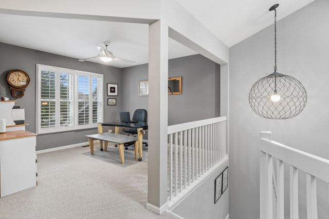 1211 Rhodes Lane, Naperville, IL 60540