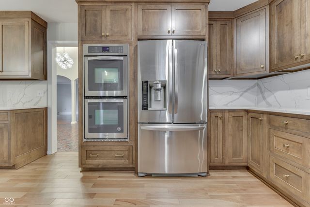 69 E Maple Drive, Franklin, IN 46131
