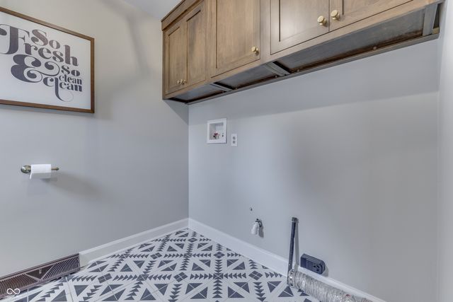 69 E Maple Drive, Franklin, IN 46131