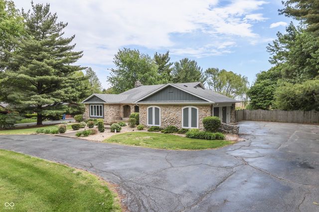 69 E Maple Drive, Franklin, IN 46131