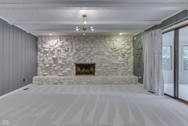 69 E Maple Drive, Franklin, IN 46131