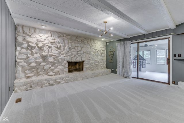 69 E Maple Drive, Franklin, IN 46131