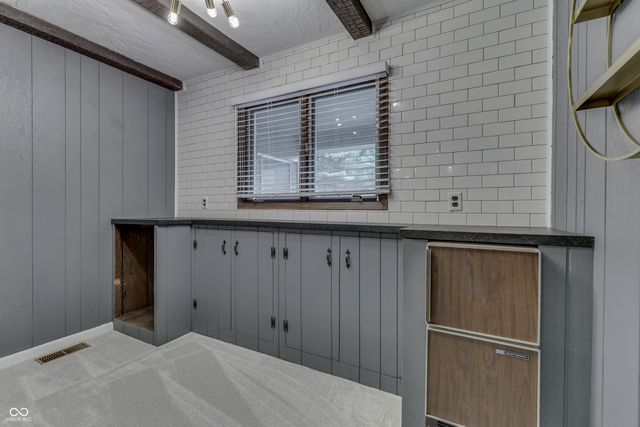 69 E Maple Drive, Franklin, IN 46131