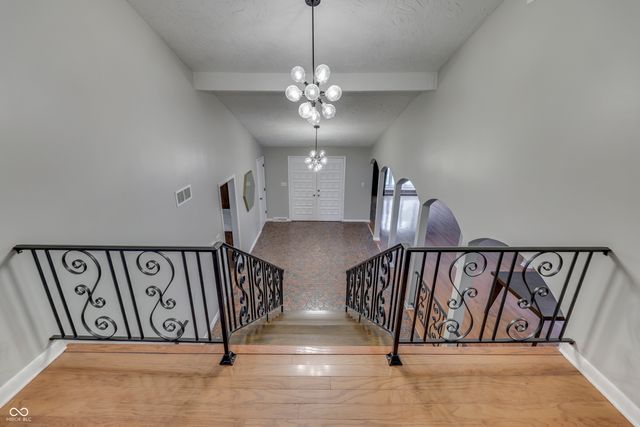 69 E Maple Drive, Franklin, IN 46131