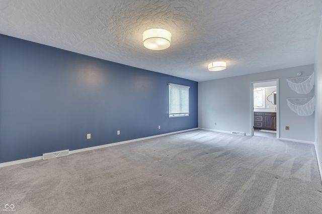 69 E Maple Drive, Franklin, IN 46131