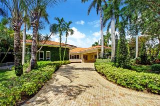 236 Costanera Rd, Coral Gables, FL 33143