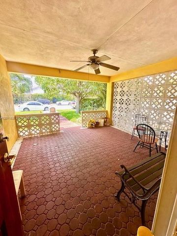 1551 Tyler St, Hollywood, FL 33020