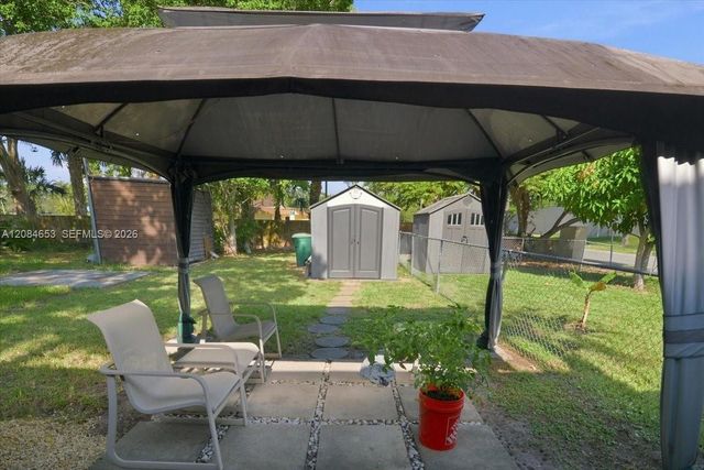 7597 NW 75th Avenue, Tamarac, FL 33321