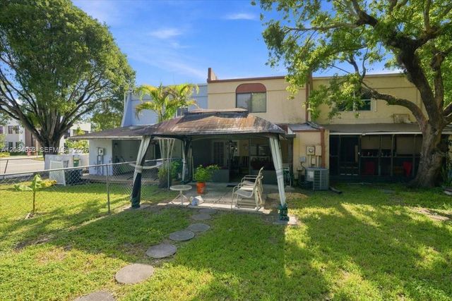 7597 NW 75th Avenue, Tamarac, FL 33321