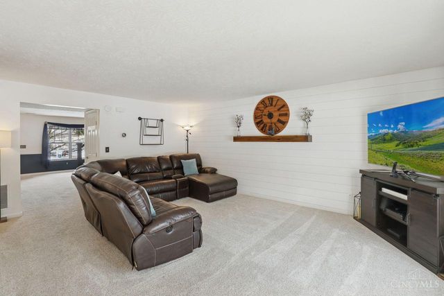 65 Wooded Ridge Drive, Batavia Twp, OH 45102