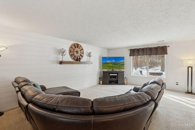 65 Wooded Ridge Drive, Batavia Twp, OH 45102