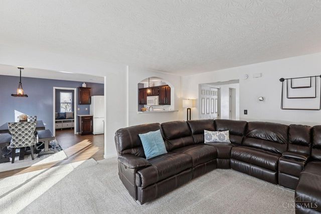 65 Wooded Ridge Drive, Batavia Twp, OH 45102