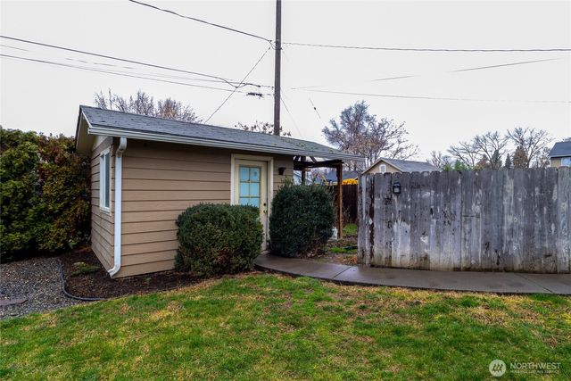 446 Holly Street, Walla Walla, WA 99362