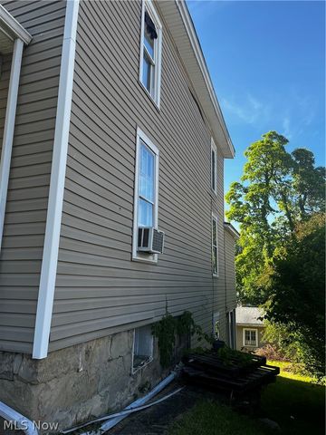 422 Whitely Street, Bridgeport, OH 43912