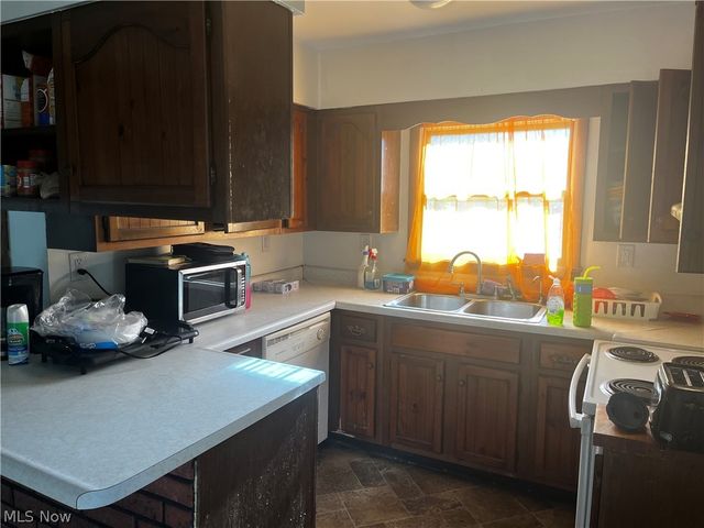 422 Whitely Street, Bridgeport, OH 43912