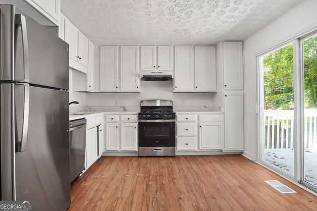 215 Carmichael Road, Woodstock, GA 30189