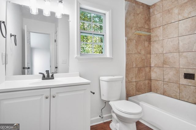 215 Carmichael Road, Woodstock, GA 30189