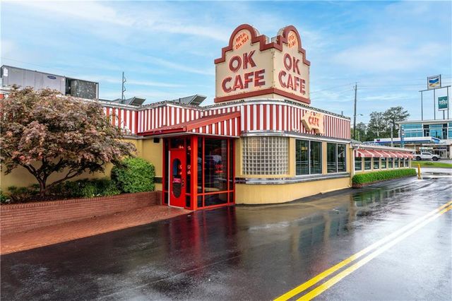 53 Paces West NW Drive, Atlanta, GA 30327