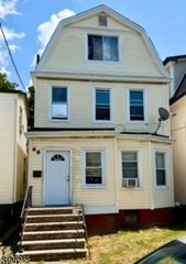 66 Augusta St, Irvington Twp., NJ 07111