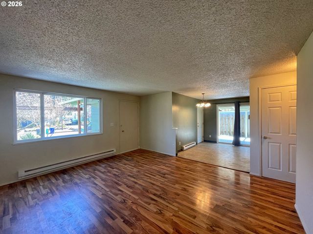 8155 N HAVEN Ave, Portland, OR 97203