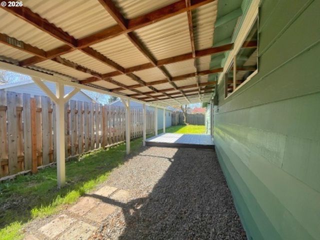 8155 N HAVEN Ave, Portland, OR 97203