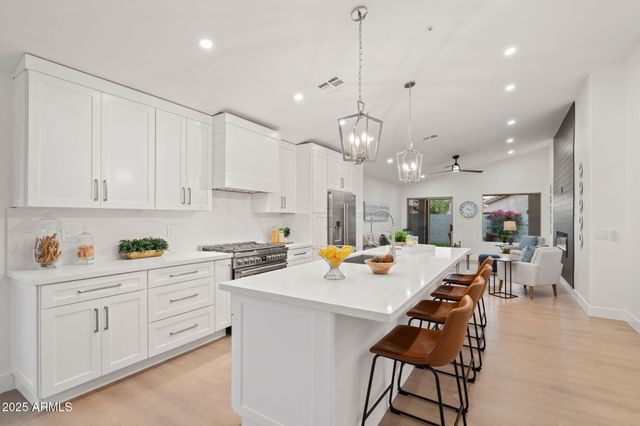 10383 E SALTILLO Drive, Scottsdale, AZ 85255