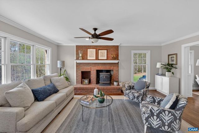 7087 DICK WOODS RD, Afton, VA 22920