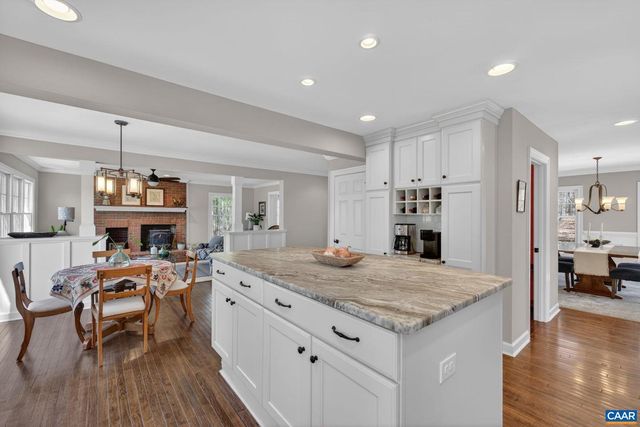 7087 DICK WOODS RD, Afton, VA 22920