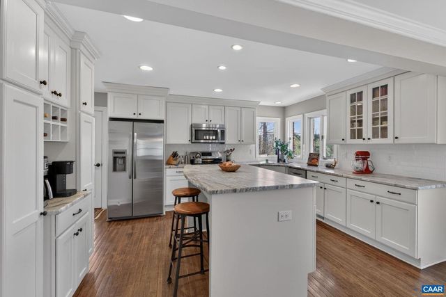 7087 DICK WOODS RD, Afton, VA 22920