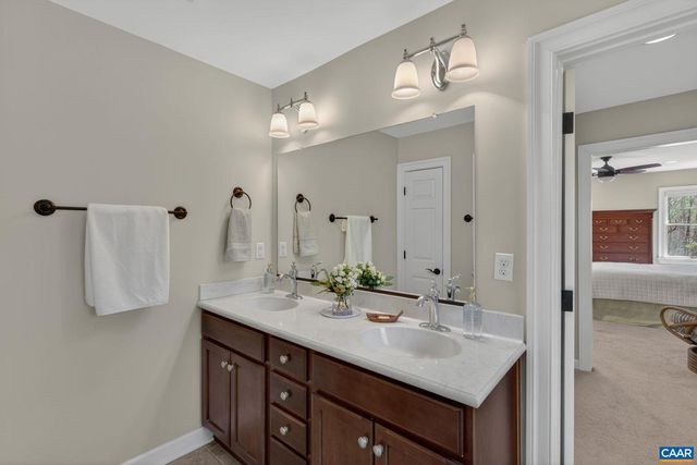 7087 DICK WOODS RD, Afton, VA 22920