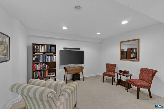 7087 DICK WOODS RD, Afton, VA 22920