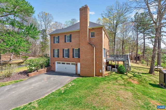7087 DICK WOODS RD, Afton, VA 22920