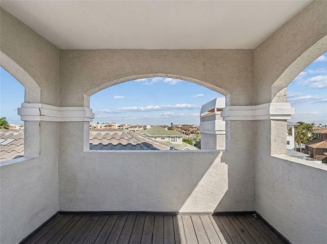 816 PONCE DE LEON DRIVE, Tierra Verde, FL 33715