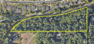 900 Sunset Drive, Camano Island, WA 98282