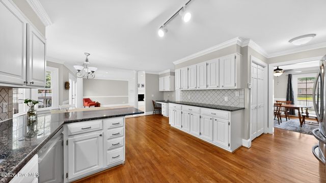 239 Buckingham Drive, Winterville, NC 28590