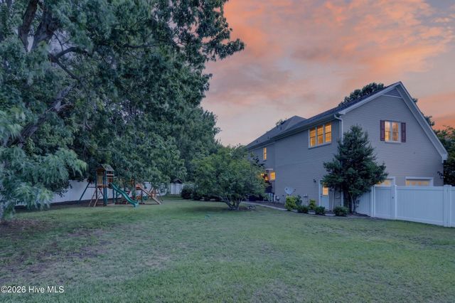 239 Buckingham Drive, Winterville, NC 28590