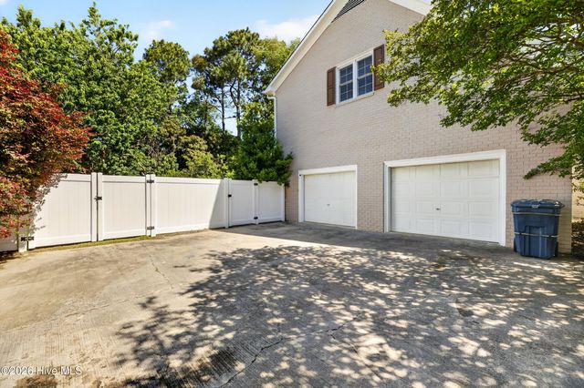 239 Buckingham Drive, Winterville, NC 28590