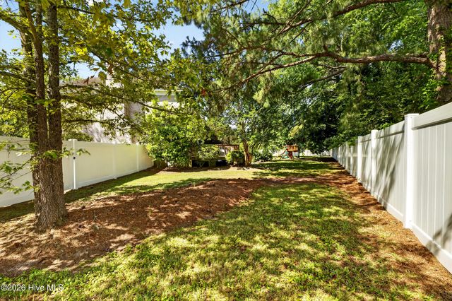239 Buckingham Drive, Winterville, NC 28590