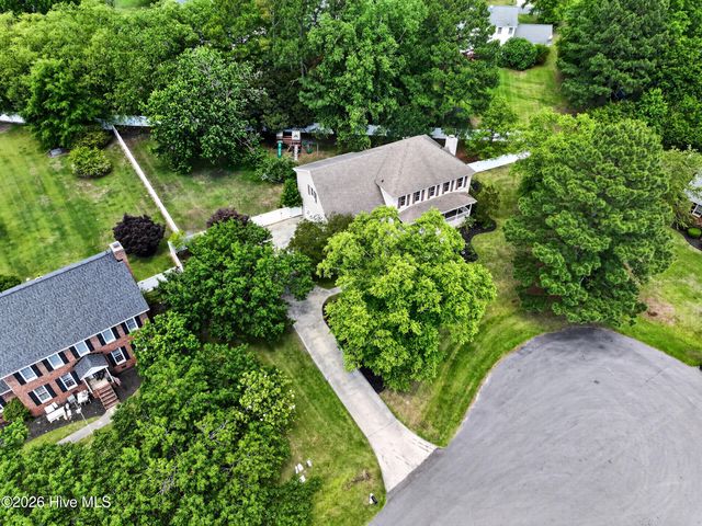 239 Buckingham Drive, Winterville, NC 28590