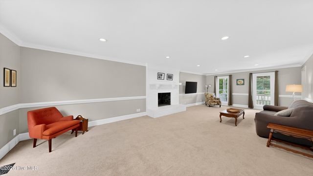 239 Buckingham Drive, Winterville, NC 28590