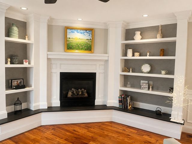 111 Springfield Street, Wilbraham, MA 01095