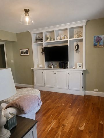 111 Springfield Street, Wilbraham, MA 01095
