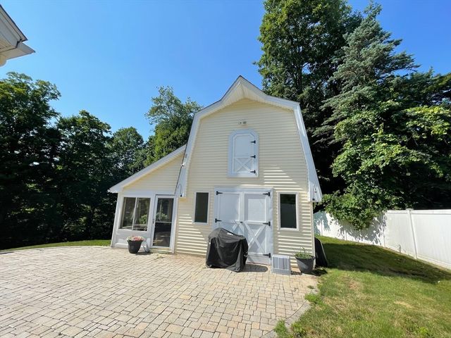 111 Springfield Street, Wilbraham, MA 01095