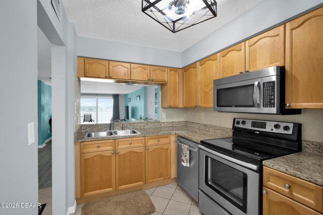 145 N Halifax Ave Apt 709, Daytona Beach, FL 32118