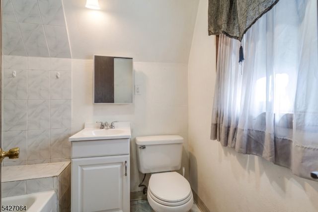 1004 Jaques Ave, Rahway City, NJ 07065