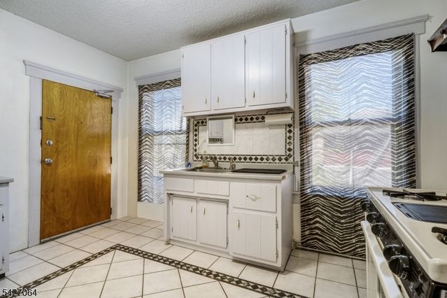 1004 Jaques Ave, Rahway City, NJ 07065
