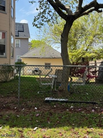 1004 Jaques Ave, Rahway City, NJ 07065